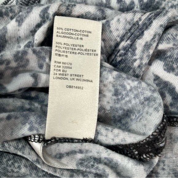 Free People | Tourist Crew Neck Tee Gray Snake Print - Picture 9 of 11